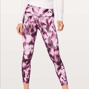 Lululemon Wunder Under crop